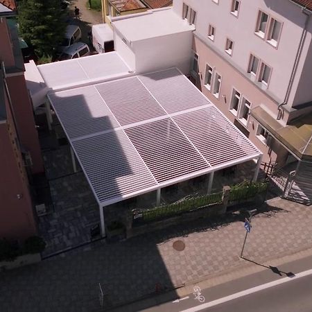 Penzion Franko Zólyom Kültér fotó